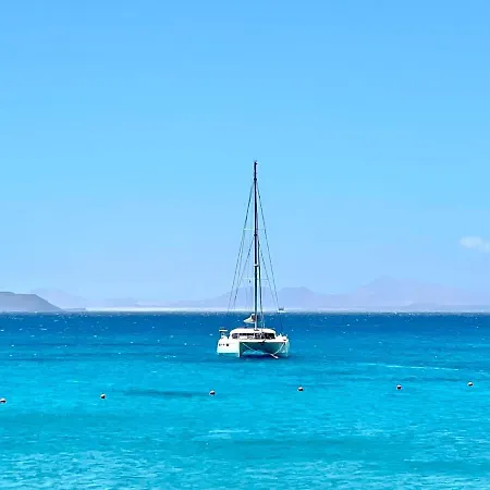One Bedroom Sea View With Half Board,pool And Wifi, Beach Коста Бланка