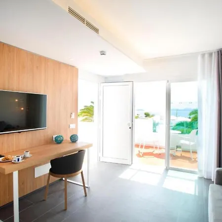 דירה One Bedroom Sea View With Half Board,pool And Wifi, Beach *