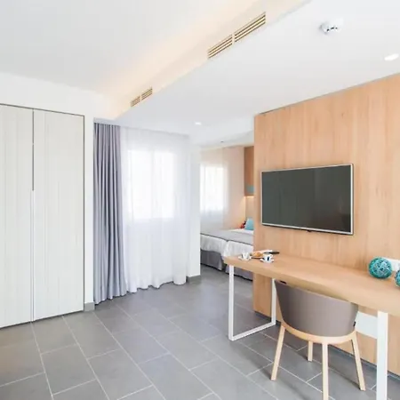 דירה One Bedroom Sea View With Half Board,pool And Wifi, Beach פלאיה בלנקה